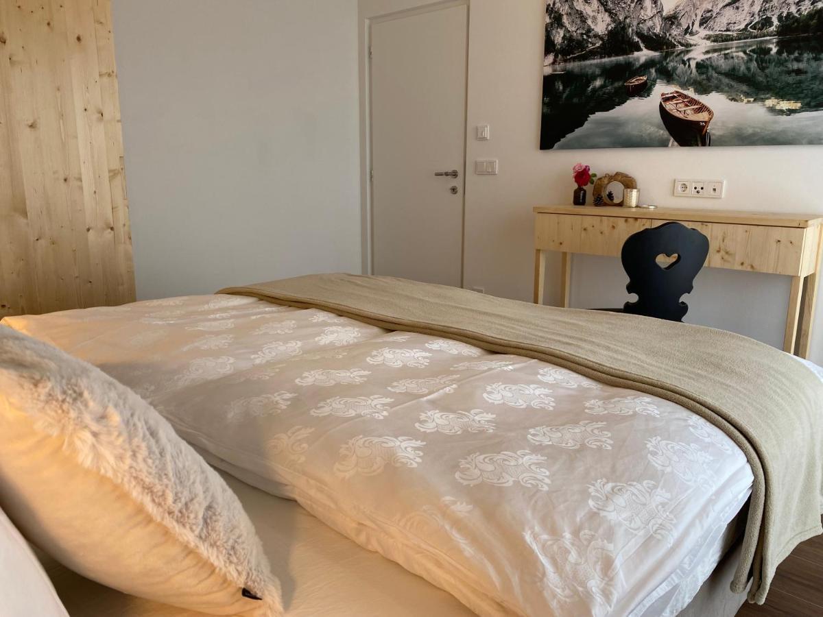 Alpine Chalet Aurora Dolomites ライオーン エクステリア 写真