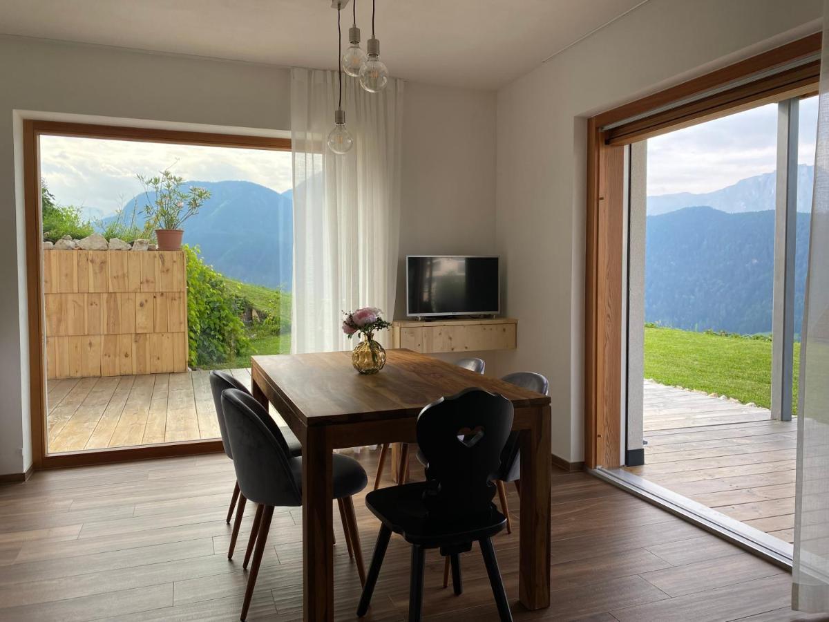 Alpine Chalet Aurora Dolomites ライオーン エクステリア 写真